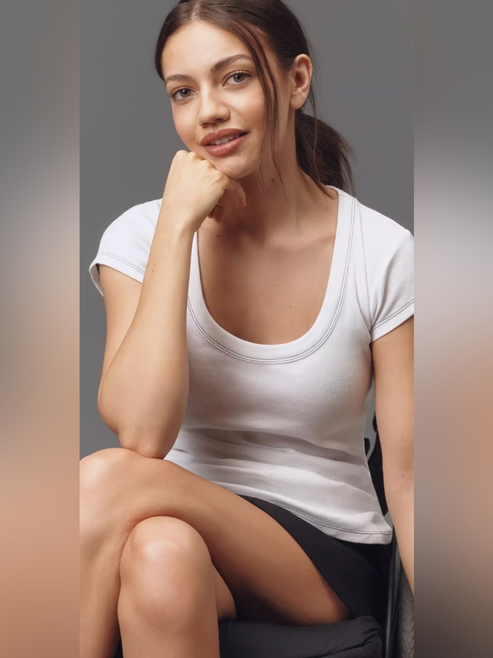 The Sunny Short Sleeve Scoop-Neck Tee by Pilcro